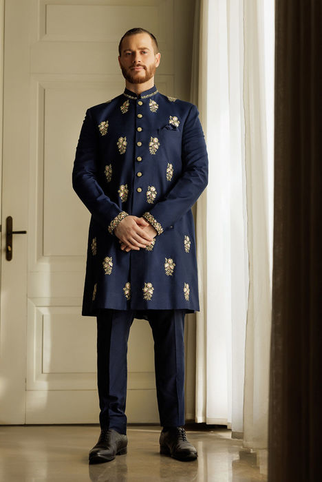 Picture of Regal Elegance in Blue