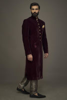 Picture of Maroon velvet sherwani