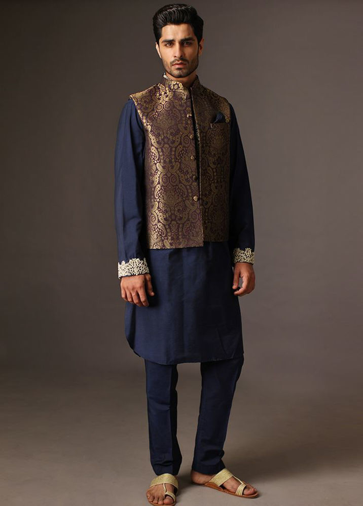 Deepak Perwani. Kurta pajama and waistcoat