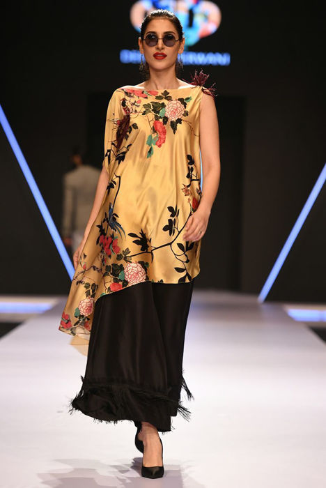 Picture of Floral attire (DRS1042)