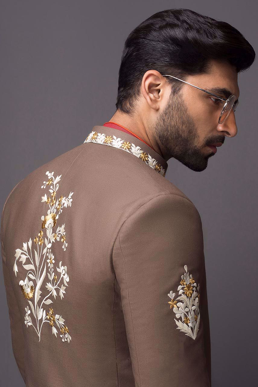 Picture of Brown suiting jacket